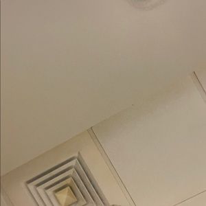 Meet your Posher, Chloe